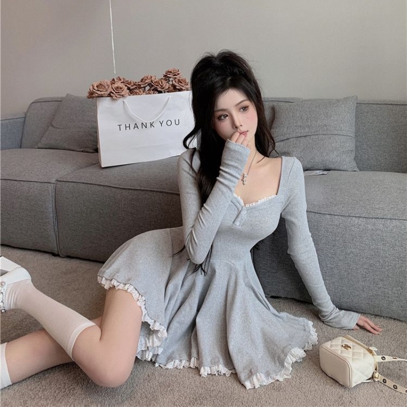 Đầm Nữ Tay Dài Cổ Vuông Thời Trang Quyến Rũ