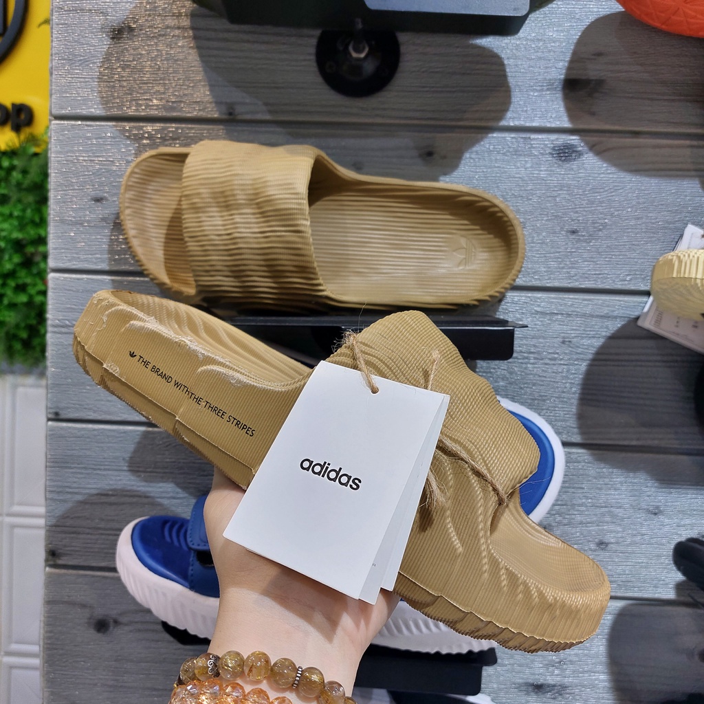 Dép Adilette 22 đúc nguyên khối