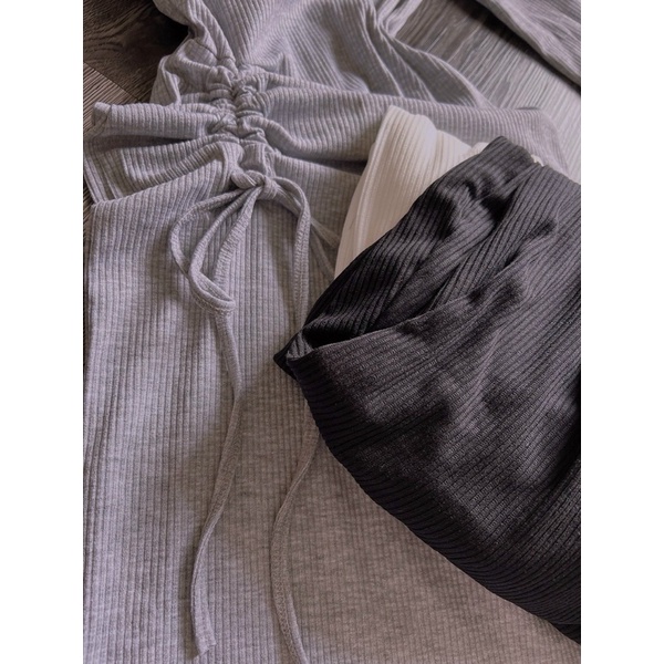 Đầm ôm body cổ tròn tay dài dáng dài rút dây hông cực tôn dáng