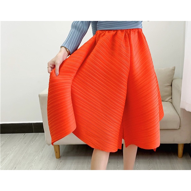 Quần short váy ống rộng, chất liệu lò xo - Quần đùi ngang gối freesize 90kg