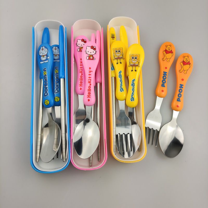 Bộ muỗng nĩa hoạt hình cho bé,,,