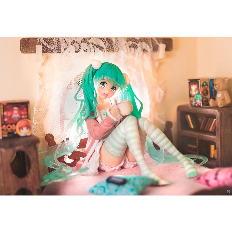 MÔ HÌNH NHÂN VẬT HATSUNE MIKU CHÍNH HÃNG,TAITO