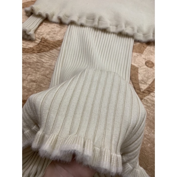 Váy len set 2 chi tiết thanh lý