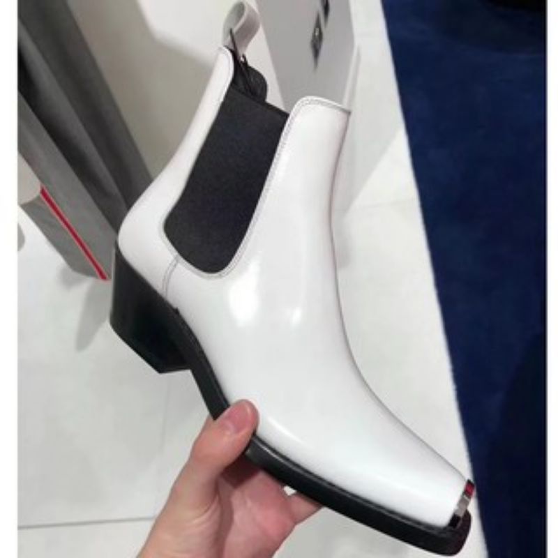 C.K 205w39nyc boot da trắng mũi cụt