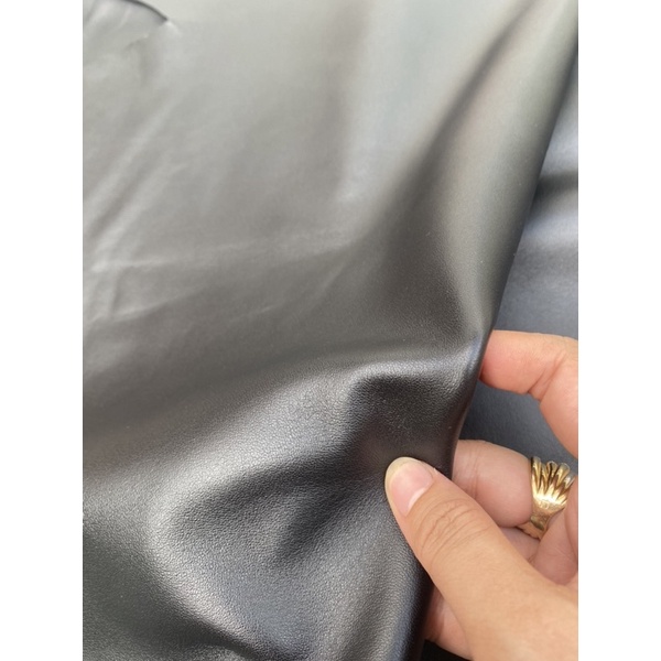 Da dê nappa đen làm áo