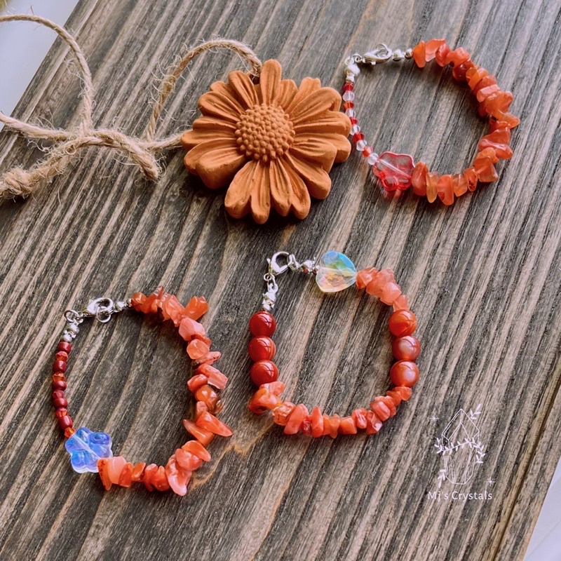Vòng tay handmade Carnelian đỏ cam rực rỡ mix hạt charm Pha lê xinh đẹp