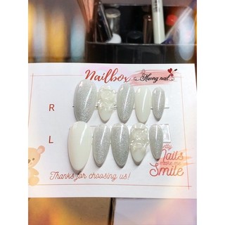 Nailbox thiết kế charm gấu sơn nhũ flash lấp lánh form oval
