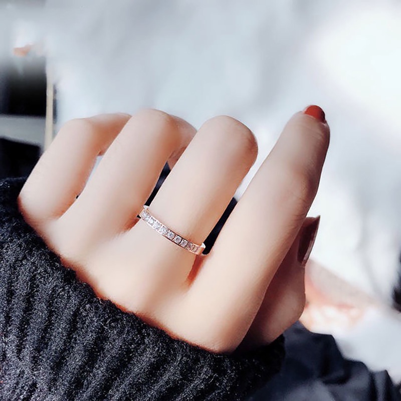 Nhẫn Thép Titan Dát Đá Siêu Nhẹ Sang Trọng | Nhẫn Thép Không Gỉ Mạ Vàng Hồng 18K Đính Hạt Kim Cương Toàn Diện