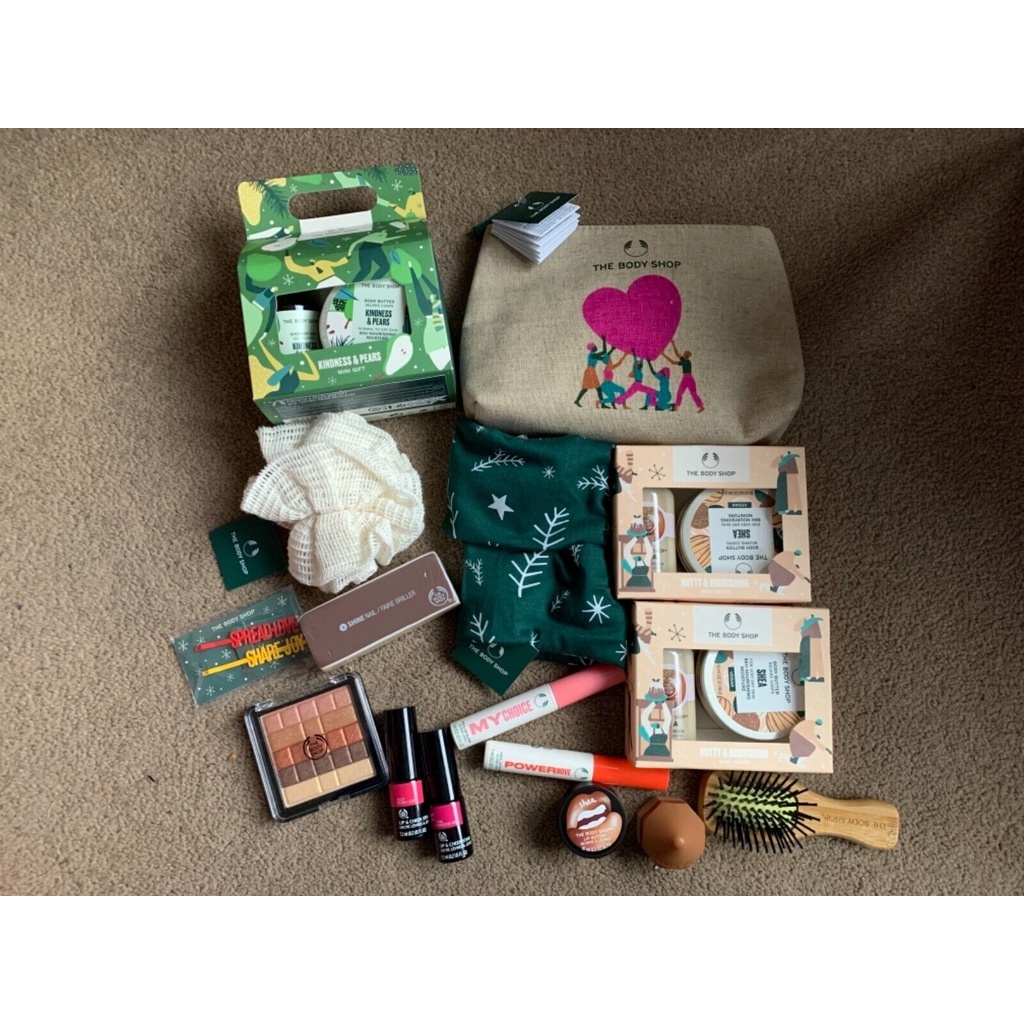 Set quà 5 món best seller The Body Shop Best Bits Icons Pouch