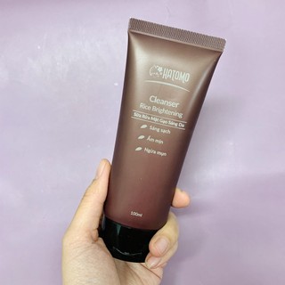 Sữa rửa mặt gạo sáng da