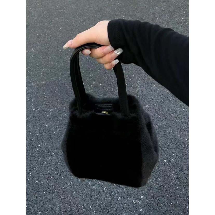 AlphaZ Túi Đeo Chéo Phủ Lông Phong Cách Nhật Hàn Thời Trang Đơn Giản