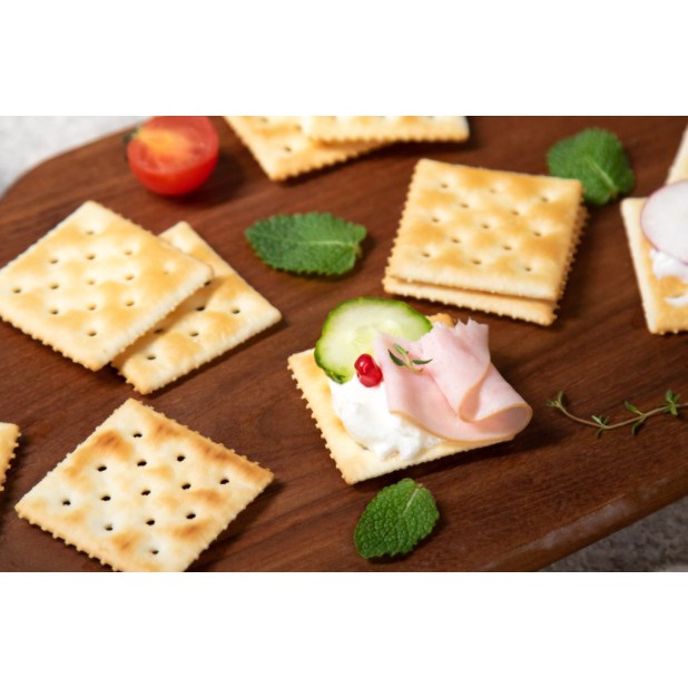 Bánh quy ít đường IVY Haitai hộp 155g, 270g