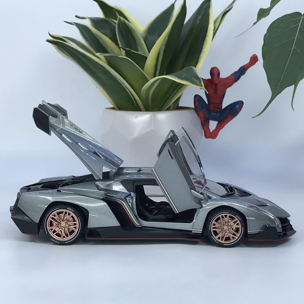 Mô hình siêu xe Lamborghini Veneno tỷ lệ 1:24 bằng kim loại mẫu xe đắt nhất của Lamborghini