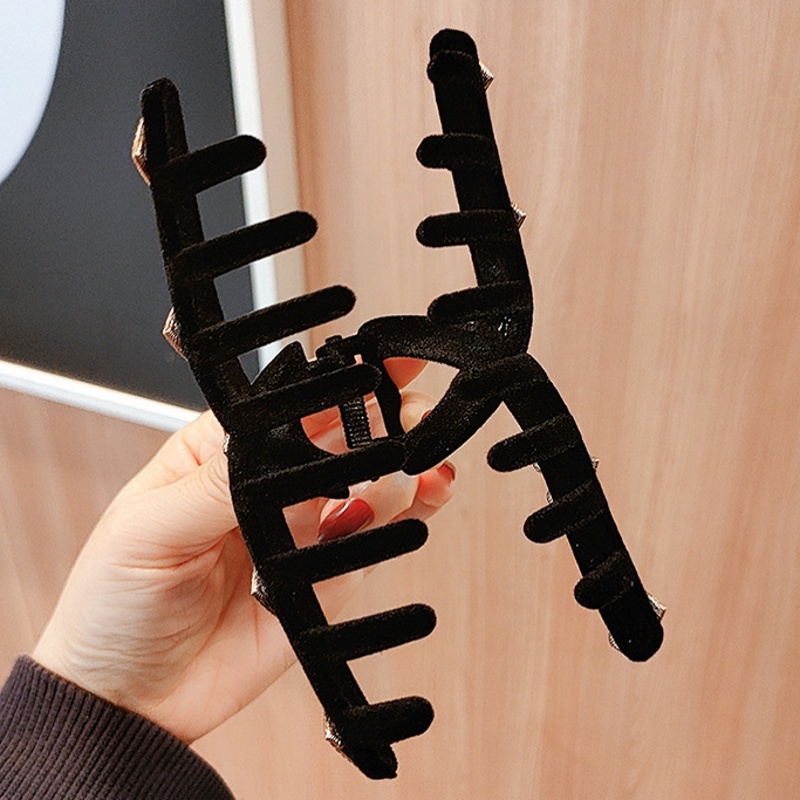 Kẹp Tóc Nhung Đen Đính Đá Hình Trái Tim Phong Cách Hàn Quốc Cho Nữ