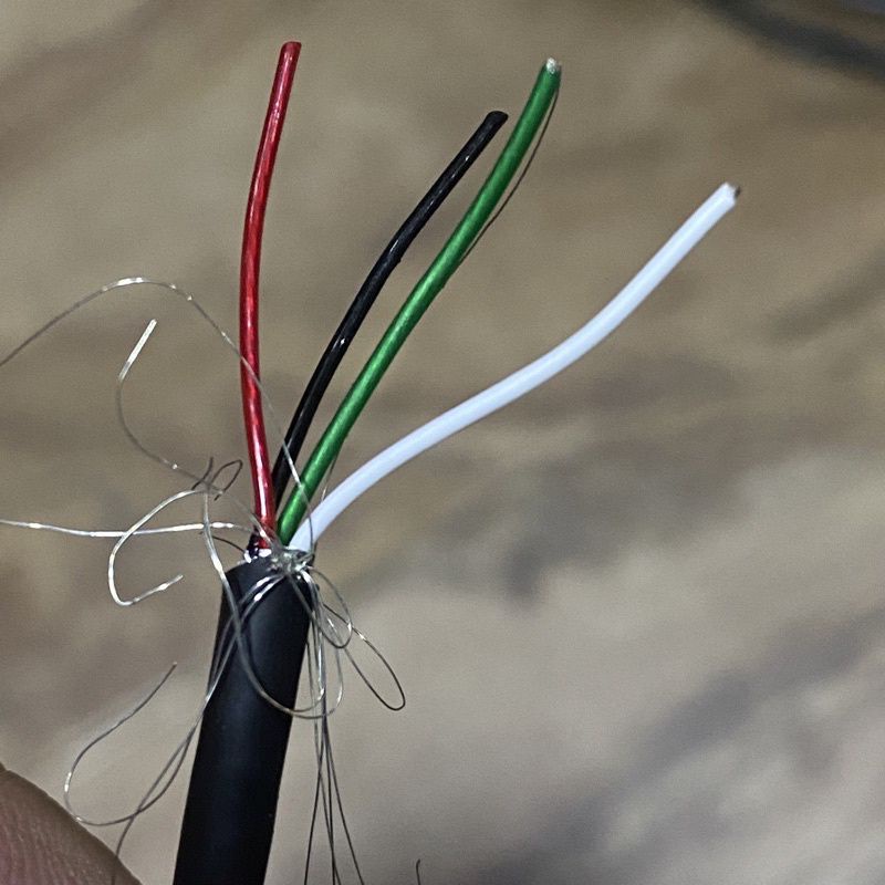 100mét Dây tín hiệu chống nhiễu 2 lớp 4x28awg đường kính vỏ ngoài 3.5mm