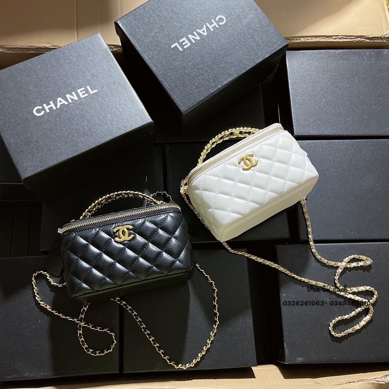 Chanel vanity quai chữ