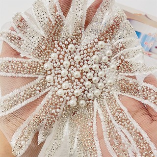 1 huy hiệu thêu hoa màu trắng đen 30 * 25cm