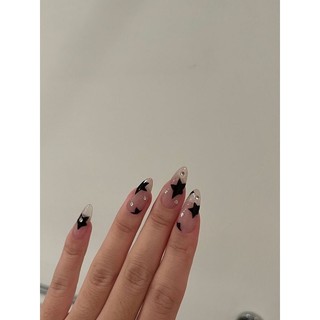 Mẫu nailbox móng up trong suốt vẽ ngôi sao đính đá