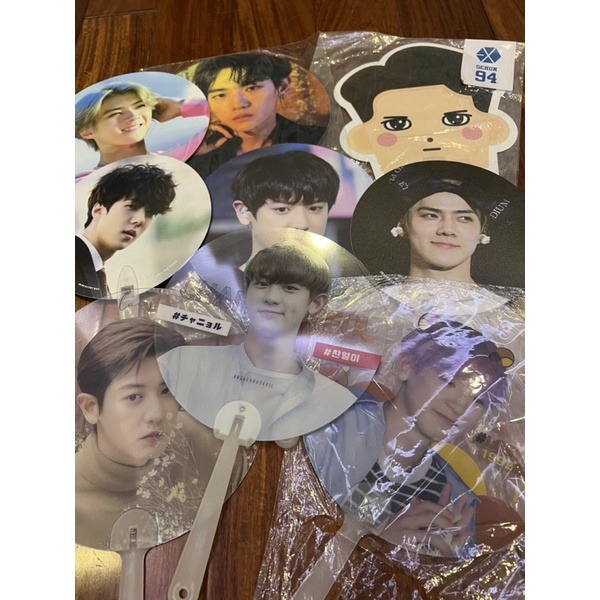 Quạt EXO CHANYEOL ,BAEKHYUN ,SEHUN goods offical