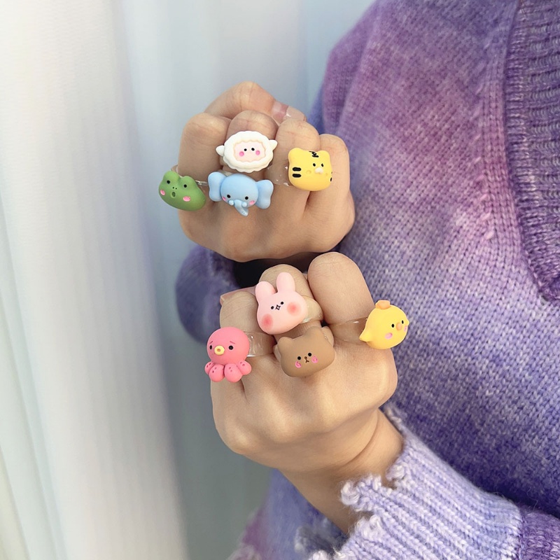 Nhẫn Acrylic Trong Suốt Hoạ Tiết Hoạt Hình Thời Trang