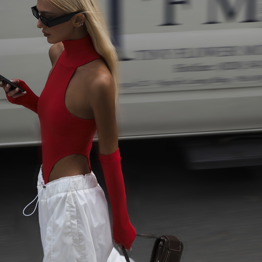 TATICHU - Turtleneck Sleeveless High Cut Bodysuit - Bodysuit cổ lọ khoét eo cao | BigBuy360 - bigbuy360.vn