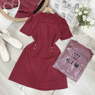 ĐẦM ĐỎ CỔ TRÒN KHOÉT VAI ĐÍNH ĐÁ EO
