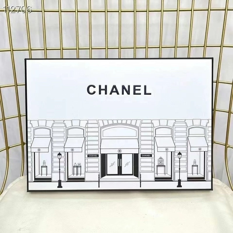 SÉT NƯỚC HOA MINI c.h.a.n.e.l 8 chai