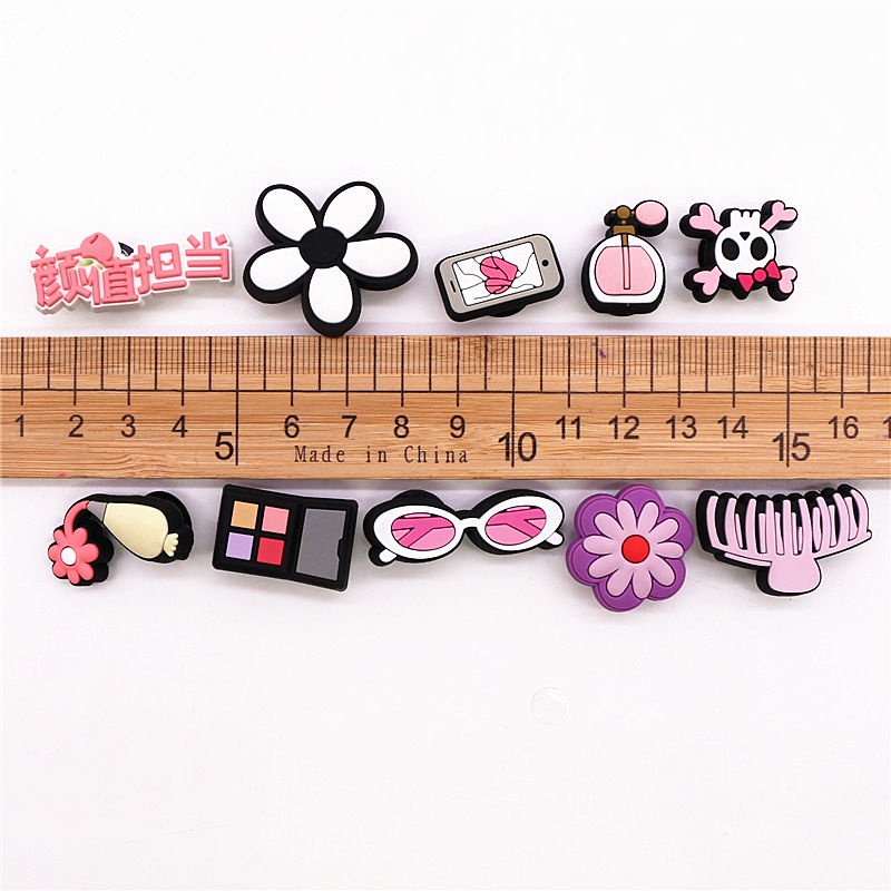 Kẹp Tóc / Lọ Hoa / Điện Thoại / Kính Mát Hình Đầu Lâu Màu Hồng Crocs Bằng PVC FZL94