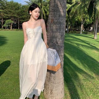 Đầm Dây Đi Biển Thời Trang Cá Tính
