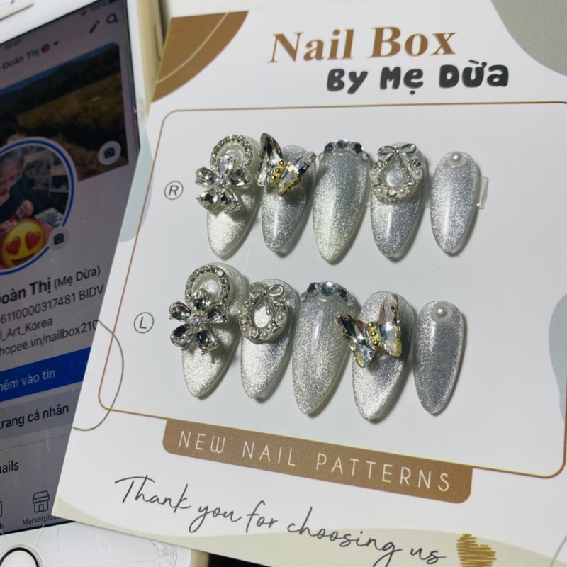 Nailbox thiết kế mắt mèo kim cương đính đá, charm