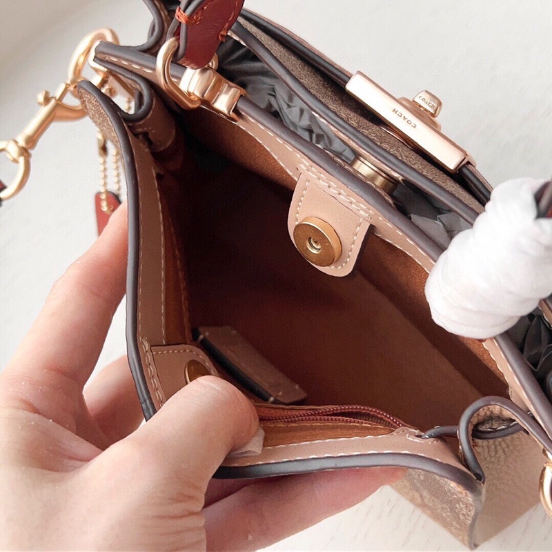 Túi Coach mini lane