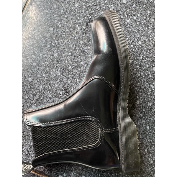 Thanh lý boots cao cổ da bóng DR. MARTENS size 36