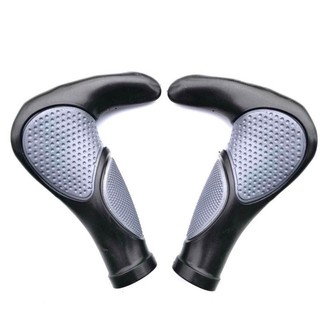 TAY NẮM LIỀN SỪNG