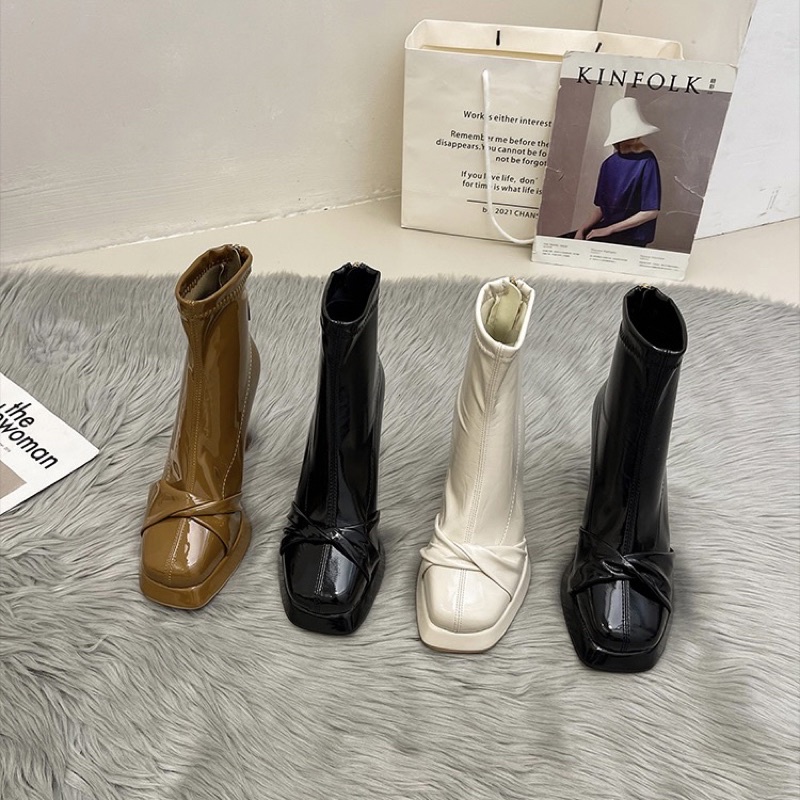 Boots nữ cổ ngắn da bóng ôm chân gót cao 10cm có khoá kéo