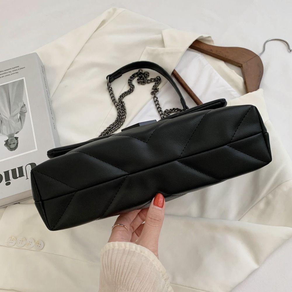 Túi Da PU Đeo Chéo Cỡ Lớn Phối Dây Xích Sành Điệu Hợp Thời Trang Phong Cách Châu Âu