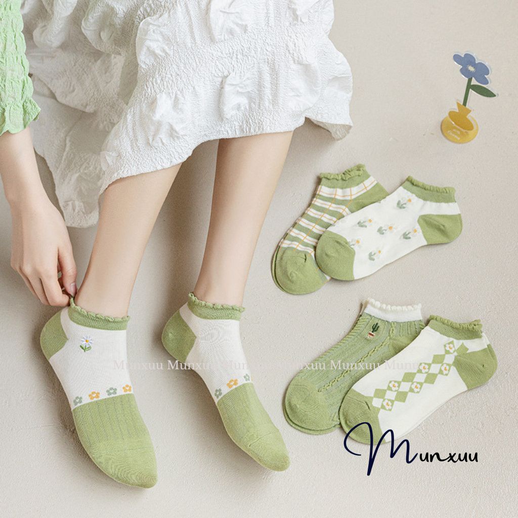 Tất nữ cổ ngắn MUNXUU cổ viền bèo họa tiết hoa nhí màu xanh phối trắng vải cotton co dãn - T16