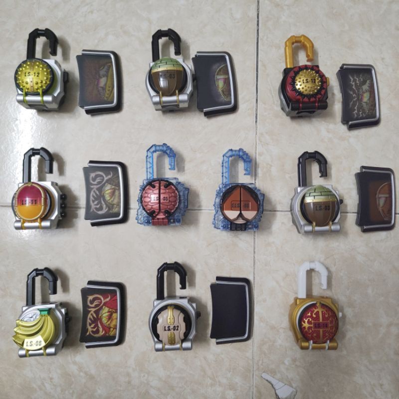 Đồ Chơi Siêu Nhân Kamen Rider Gaim - Lock Seed CSM