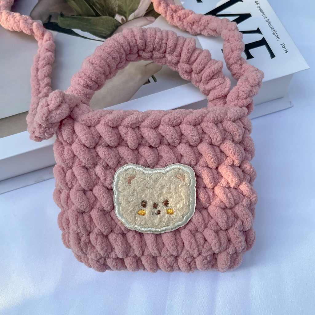 Túi xách túi đeo chéo túi len mini handmade hình gấu mặt cười