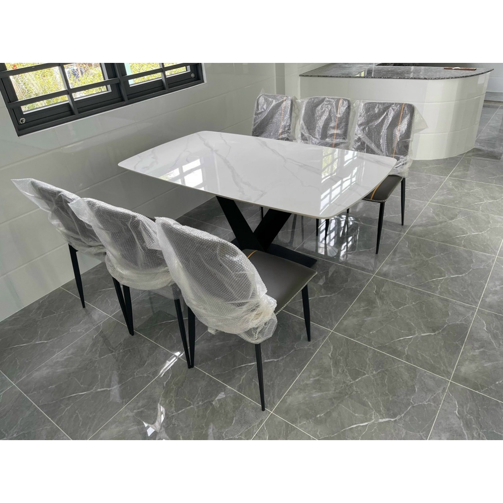 Bàn ăn mặt đá CERAMIC bàn ăn hiện đại giá sốc