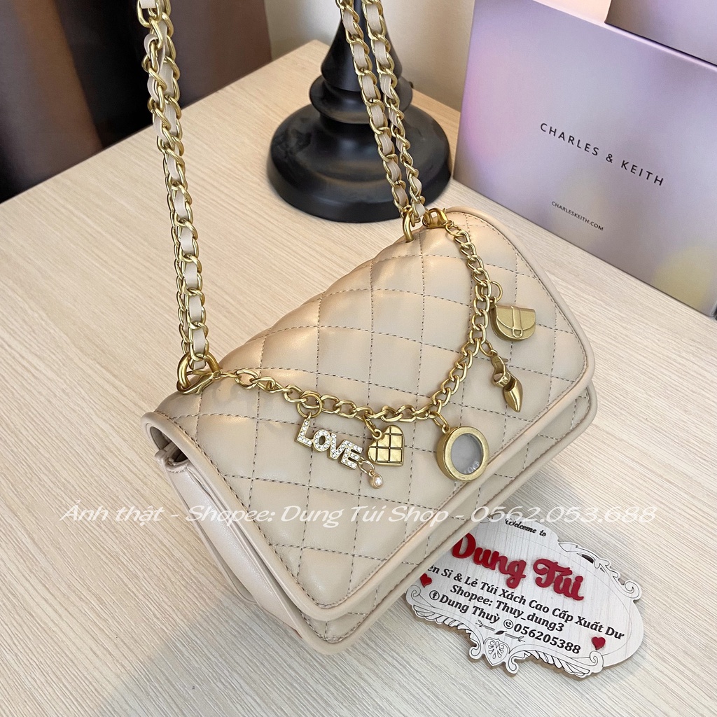 Túi nữ đeo vai + đeo chéo size 20 kèm phụ kiện dây charm có hộp CK2-70840477 full màu