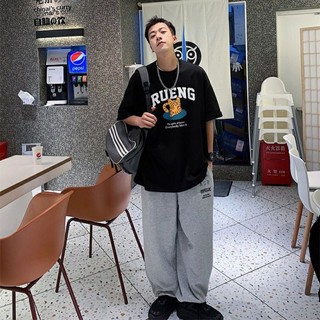 Áo thun tay lỡ unisex RUENG