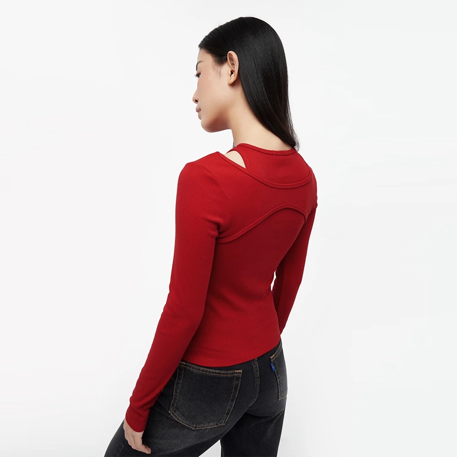 TheBlueTshirt - Áo Thun Nữ Tay Dài Khoét Cầu Vai Màu Đỏ - Cut-out L/S Shirt - Red Velvet