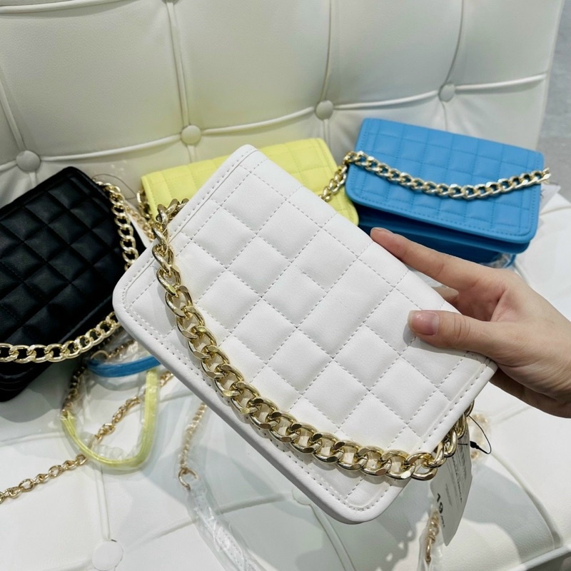 Túi xuất âu nắp gập