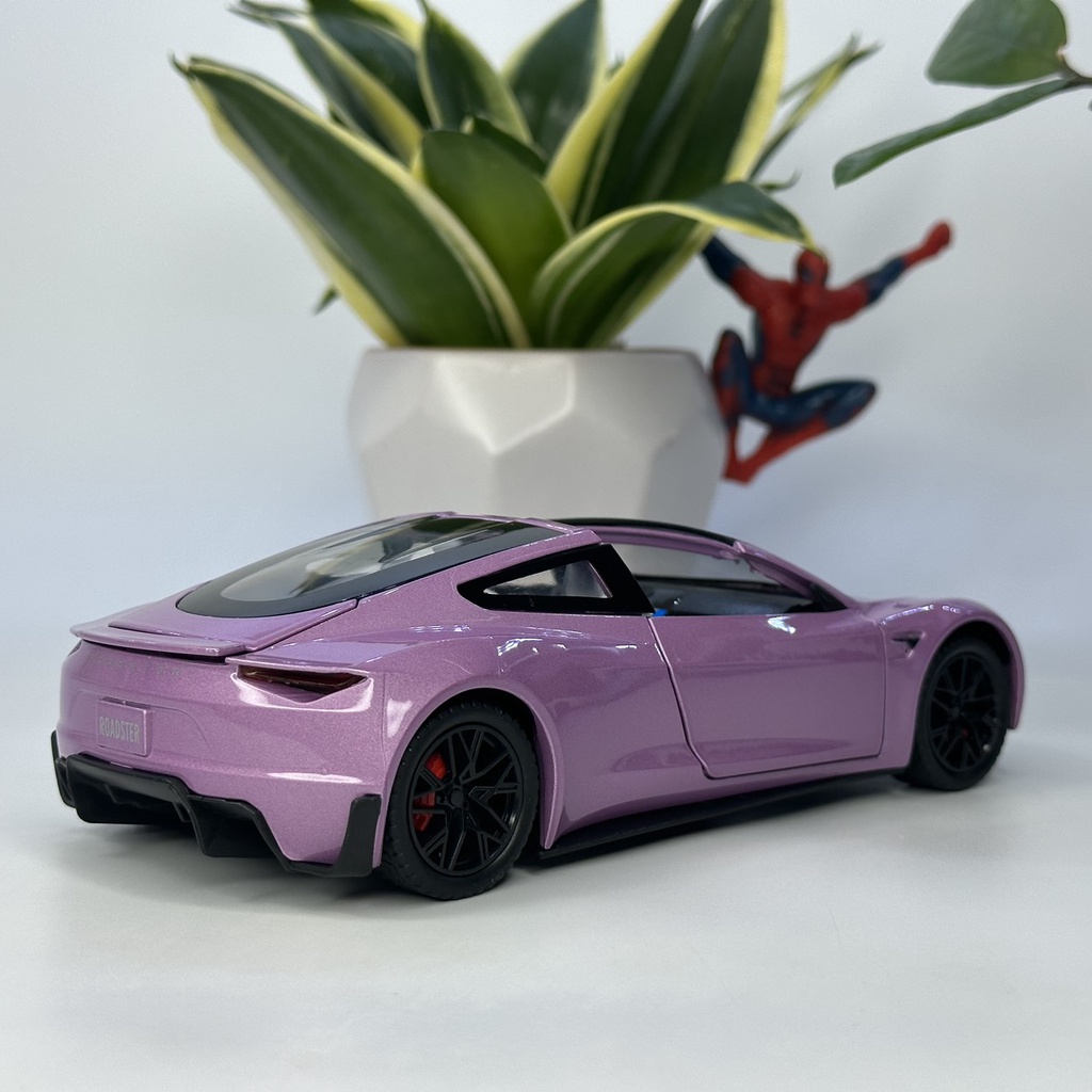 Mô hình xe Tesla Roadster mui trần tỷ lệ 1:24 bằng kim loại chiếc xe thể thao nhanh nhất được Mỹ sản xuất