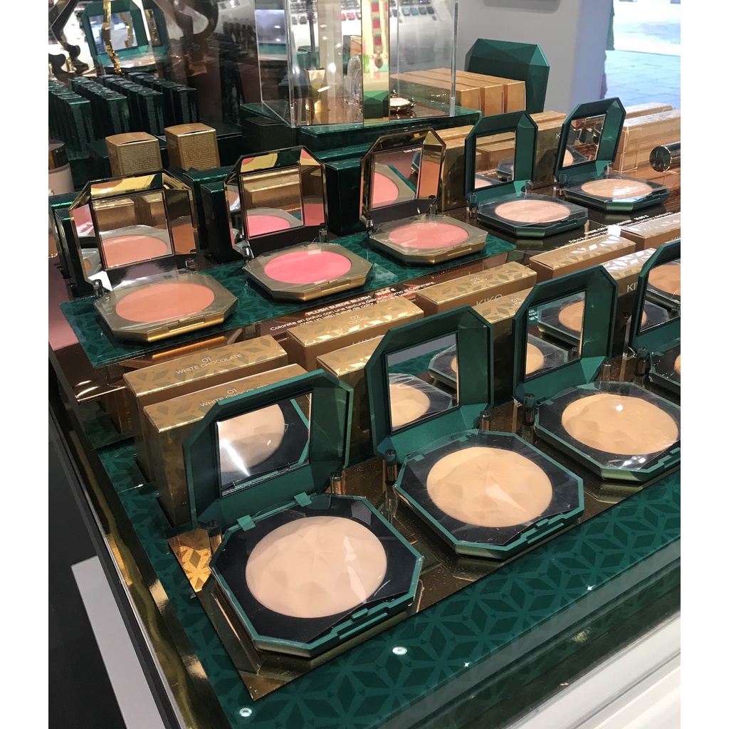 Phấn phủ kiko đều da  bền màu - Holiday Gems Precious Matte Powder lì lâu trôi