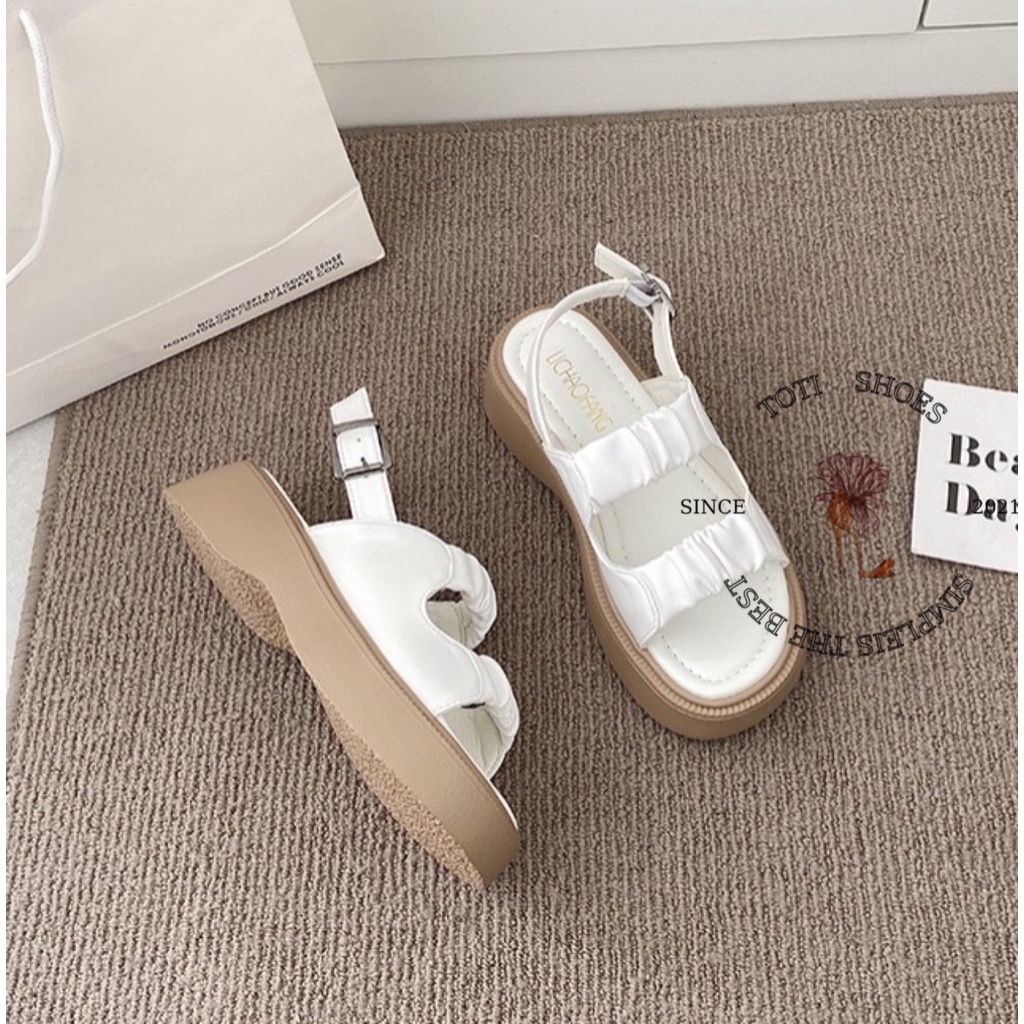 SANDAL XUỒNG TOTIIE STORE - GIÀY THỜI TRANG HAI QUAI NGANG NHÚM BÈO PHONG CÁCH HIỆN ĐẠI ĐẾ ĐỘN S2301010