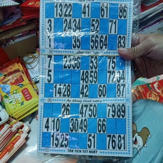 Cờ lô tô gỗ truyền thống tết