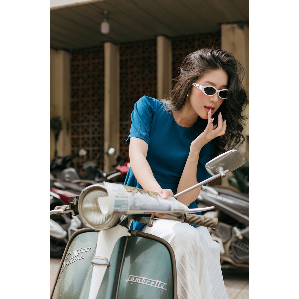 Áo peplum cổ tròn tay phồng Cara - MIXMIX