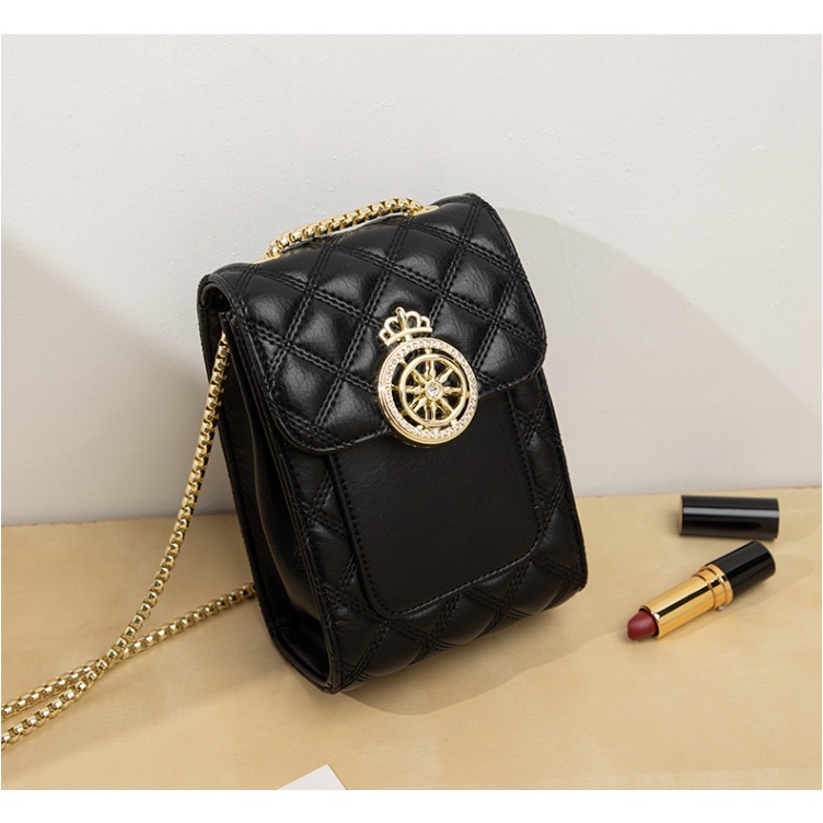 Túi xách nữ mini khóa vương miện hoàng gia sang chảnh dây xích vàng chống trộm Capucha T251