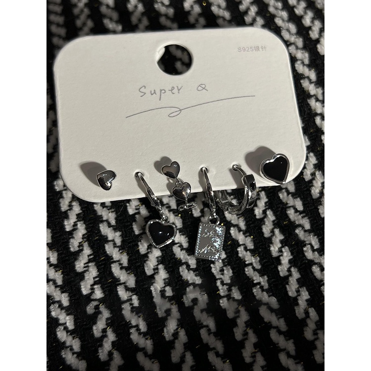 Bông Tai Hình Trái Tim Đính Đá Đen Thời Trang Cho Nữ